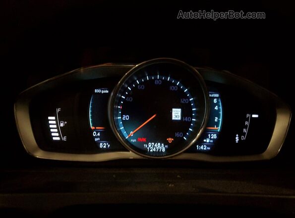 YV4612HM9G1007802 2016 VOLVO V60 Brown Instrument cluster view