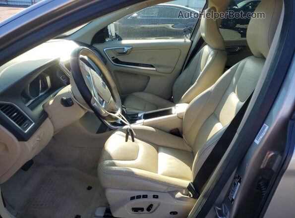 YV4612RK2G2797273 2016 VOLVO XC60 Beige Սալոնի դիմացի տեսք