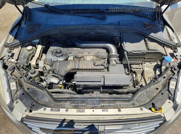 YV4612RM1G2810838 2016 VOLVO XC60 Gold Widok komory silnika