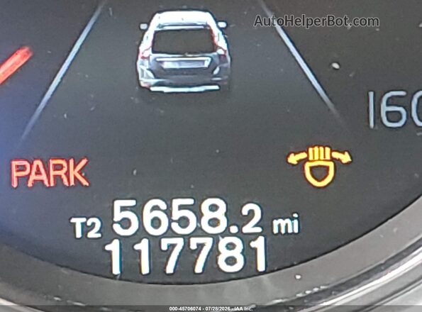 YV4902RS2G2787326 2016 VOLVO XC60 Black 
