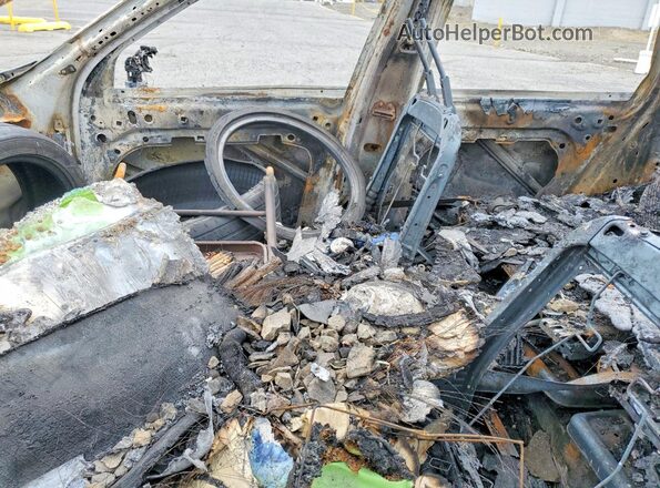 YV4A22PK2G1036355 2016 VOLVO XC90 Burn Widok wnętrza z przodu