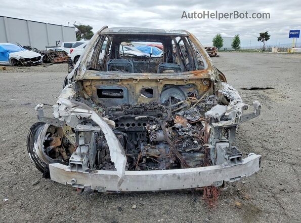 YV4A22PK2G1036355 2016 VOLVO XC90 Burn Widok z przodu