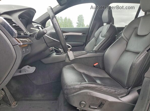 YV4A22PK2J1327445 2018 VOLVO XC90 Золотой Вид салона спереди