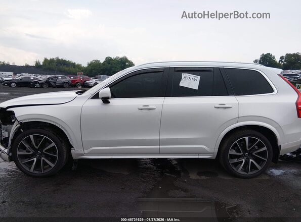 YV4A22PK9N1826121 2022 VOLVO XC90 White Սալոնի 360 աստիճան տեսք