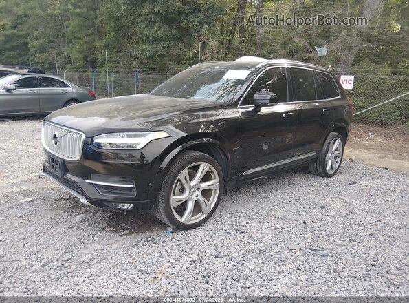 YV4A22PL2H1171703 2017 VOLVO XC90 Black Vista tres cuartos delantera izquierda
