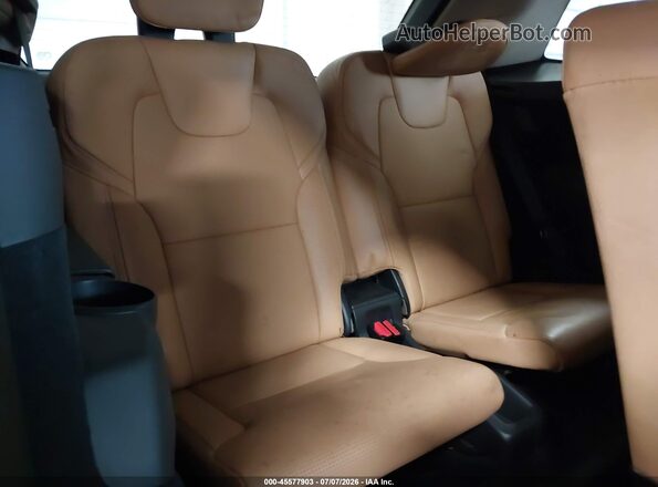 YV4A22PL3G1015569 2016 VOLVO XC90 Blue Vista interior trasera