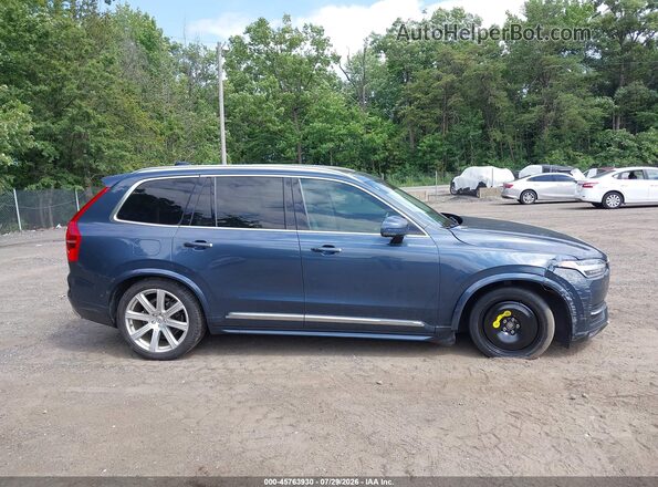 YV4A22PL3J1344652 2018 VOLVO XC90 Blue Vista interior trasera