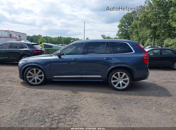 YV4A22PL3J1344652 2018 VOLVO XC90 Blue Vista interior de 360 grados