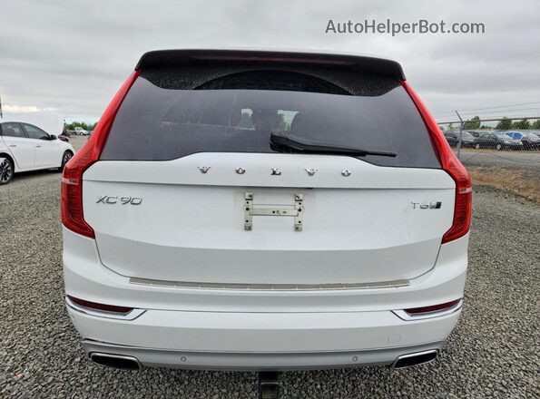 YV4A22PL4H1154336 2017 VOLVO XC90 White Widok z tyłu