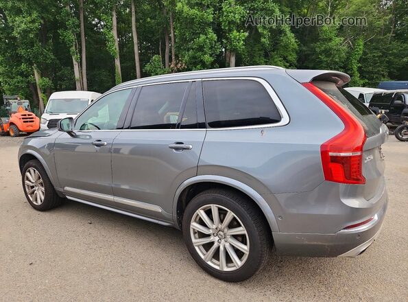 YV4A22PL6H1163572 2017 VOLVO XC90 Silver Trasero izquierdo