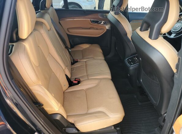 YV4A22PL7H1164553 2017 VOLVO XC90 Blue Rear interior view