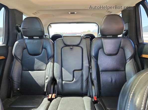 YV4A22PL9G1053081 2016 VOLVO XC90 Gray Vista de los asientos traseros