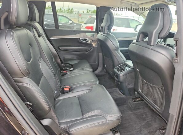 YV4A22PLXL1532331 2020 VOLVO XC90 Black Widok wnętrza z tyłu