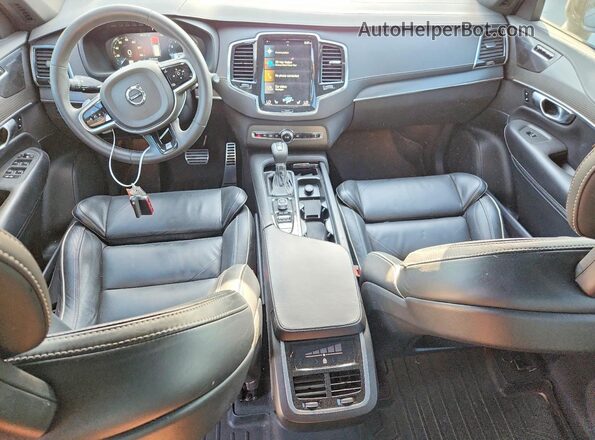 YV4A22PM0L1532959 2020 VOLVO XC90 Black Widok deski rozdzielczej