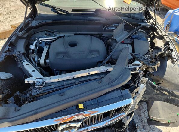 YV4A22RK4L1516453 2020 VOLVO XC60 Blue Vista del compartimento del motor