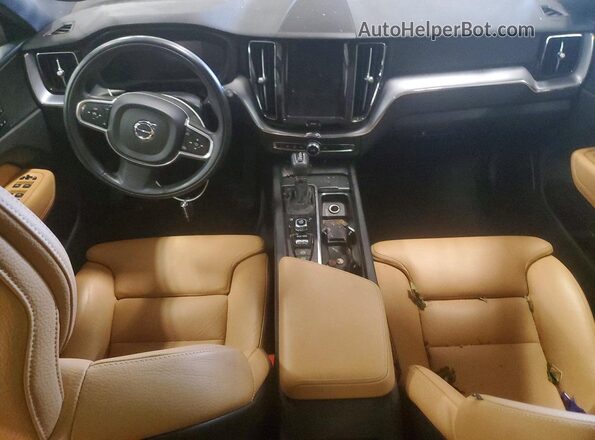 YV4A22RK7K1379877 2019 VOLVO XC60 White Вид панелі приладів