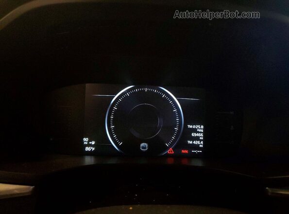 YV4A22RK7K1379877 2019 VOLVO XC60 White Вид щитка приладів