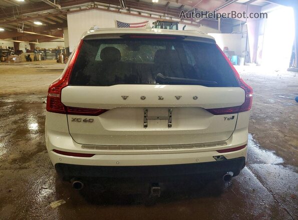 YV4A22RK7K1379877 2019 VOLVO XC60 White Вид ззаду