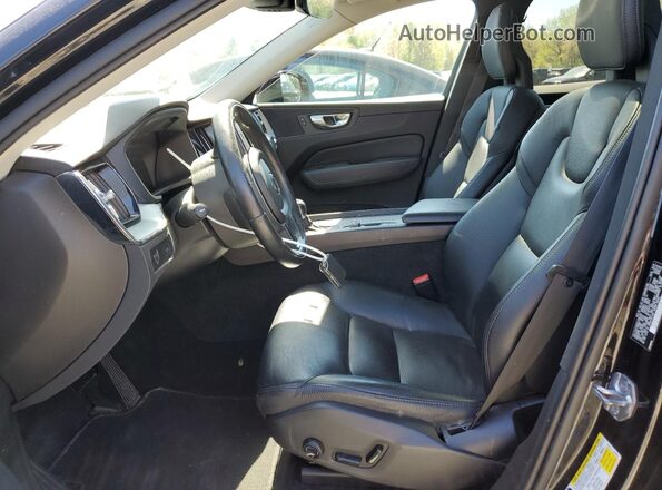 YV4A22RK9J1034154 2018 VOLVO XC60 Черный Вид салона спереди