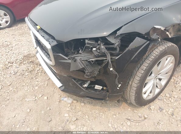 YV4A22RM4J1090732 2018 VOLVO XC60 Черный Вид спереди