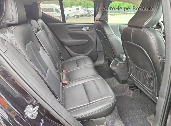 YV4AC2HK2L2338535 2020 VOLVO XC40 Black Вид задньої частини салону