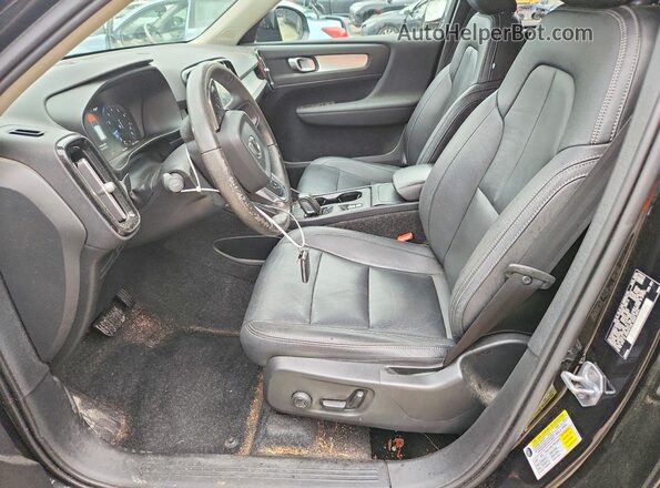 YV4AC2HK2L2338535 2020 VOLVO XC40 Black Вид салону спереду