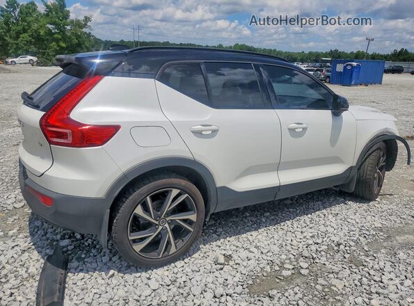 YV4AC2HM4M2566667 2021 VOLVO XC40 White Tył prawy