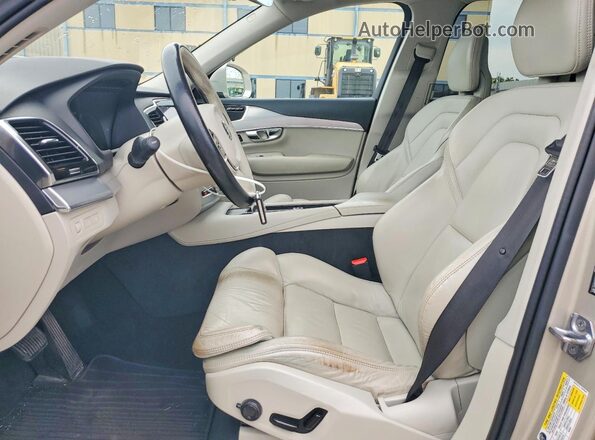 YV4BC0PK9G1050937 2016 VOLVO XC90 Gold Вид салону спереду