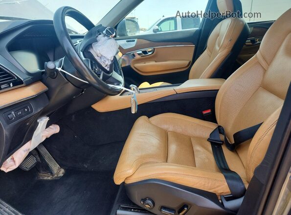 YV4BC0PL0G1089859 2016 VOLVO XC90 Silver Вид салону спереду