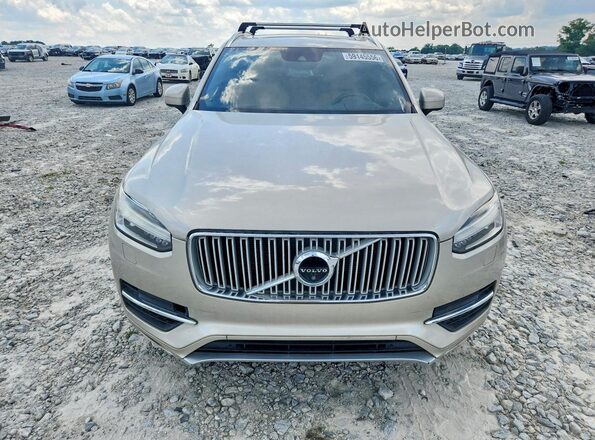 YV4BC0PL5H1121240 2017 VOLVO XC90 Gold Вид спереду