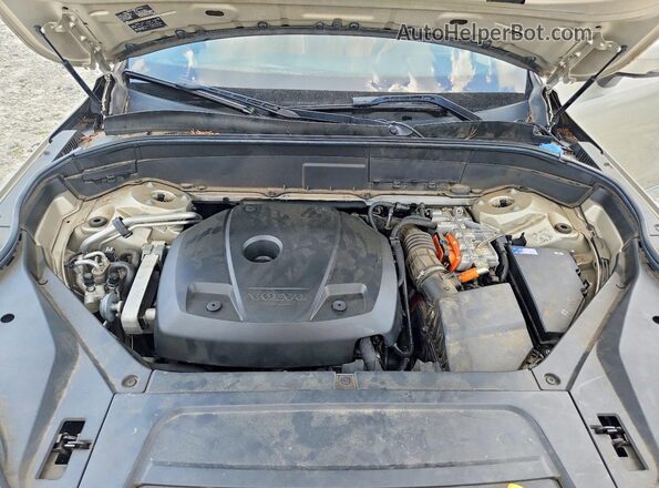 YV4BC0PL5H1121240 2017 VOLVO XC90 Gold Вид підкапотного простору