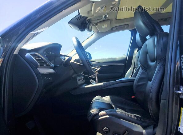 YV4BR0CL8M1713875 2021 VOLVO XC90 Угольный Вид салона спереди