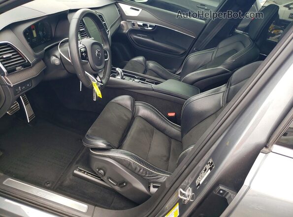 YV4BR0CM6K1444698 2019 VOLVO XC90 Charcoal Front interior view