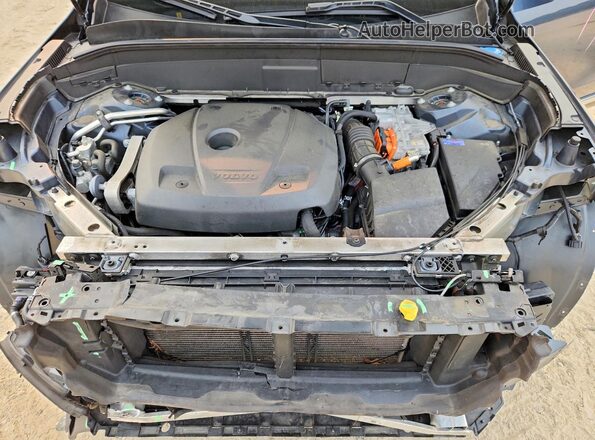 YV4BR0CZ2N1819776 2022 VOLVO XC90 Blue Вид підкапотного простору