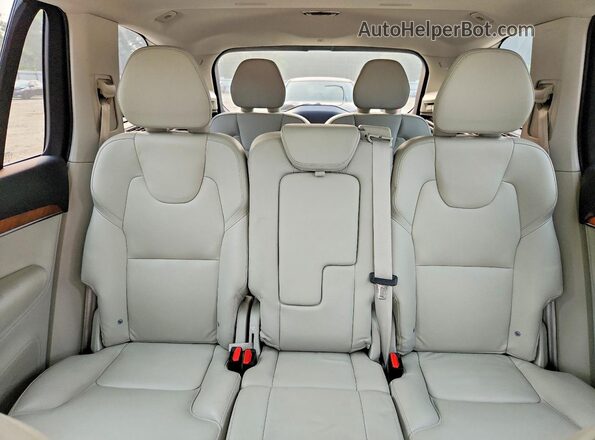 YV4BR0CZ2N1819776 2022 VOLVO XC90 Blue Вид задніх сидінь