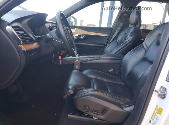 YV4BR0PL3J1217162 2018 VOLVO XC90 White Սալոնի դիմացի տեսք