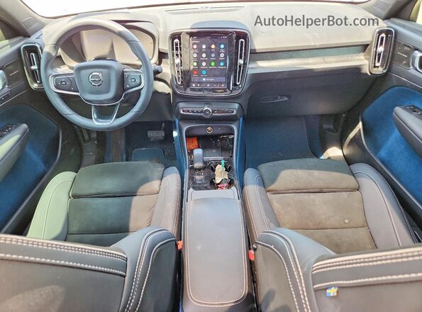 YV4ED3GM2P2048163 2023 VOLVO C40 Белый Вид панели приборов