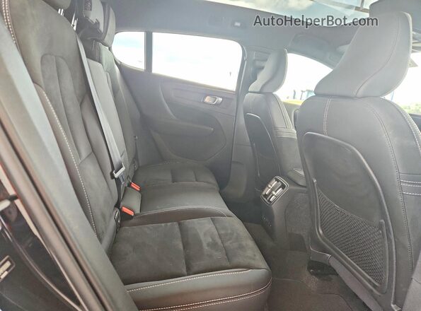 YV4ED3GM8P2033263 2023 VOLVO C40 Black Հետևի նստատեղերի տեսք