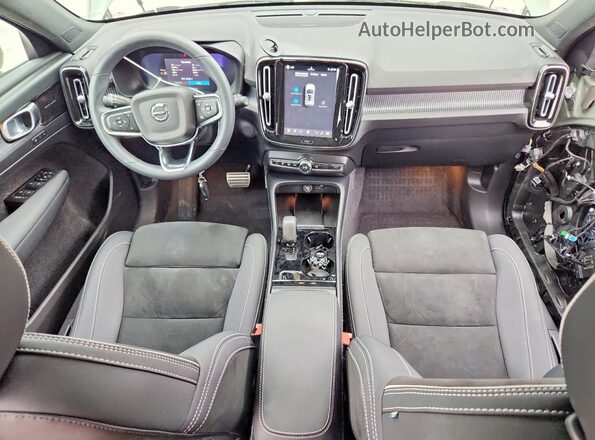 YV4ED3UB3N2769334 2022 VOLVO XC40 Green Widok deski rozdzielczej