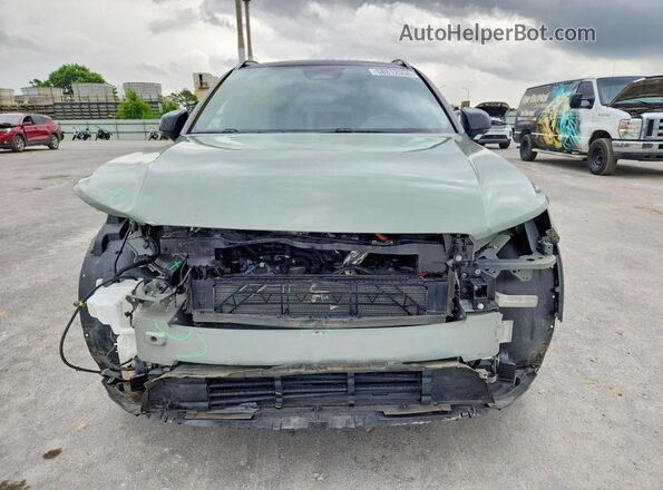 YV4ED3UB3N2769334 2022 VOLVO XC40 Green Widok z przodu