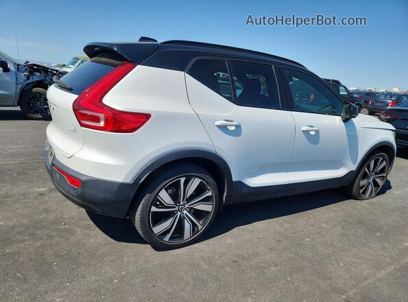 YV4ED3UB4N2692361 2022 VOLVO XC40 White უკანა მარჯვენა