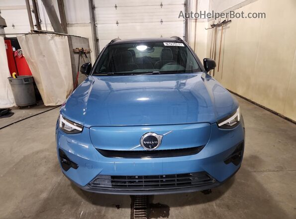 YV4ED3UM0P2990071 2023 VOLVO XC40 Blue 