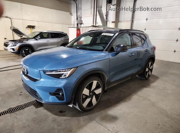 YV4ED3UM0P2990071 2023 VOLVO XC40 Blue 