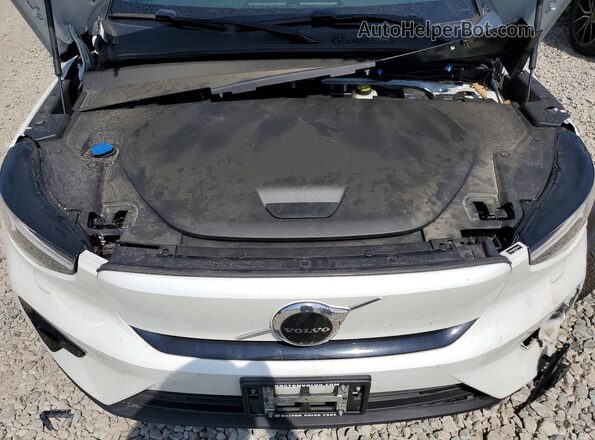 YV4ED3UM9P2094576 2023 VOLVO XC40 White Widok komory silnika