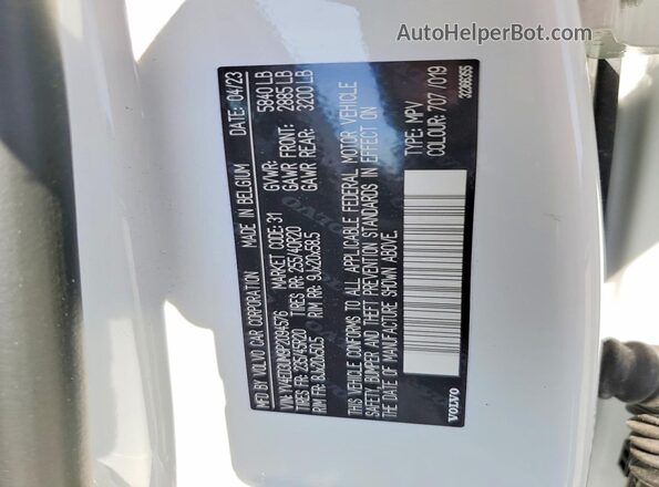 YV4ED3UM9P2094576 2023 VOLVO XC40 White Widok naklejki z numerem VIN