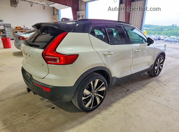 YV4ED3UR1M2558905 2021 VOLVO XC40 White უკანა მარჯვენა