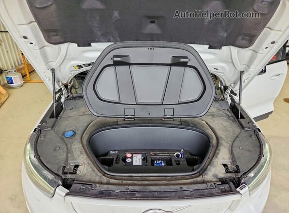 YV4ED3UR1M2558905 2021 VOLVO XC40 White ძრავის განყოფილების ხედი