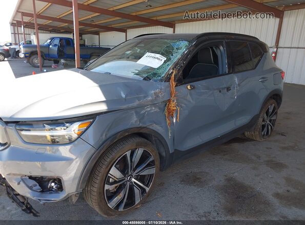 YV4ED3URXM2583222 2021 VOLVO XC40 RECHARGE PURE ELECTRIC Gray Front view