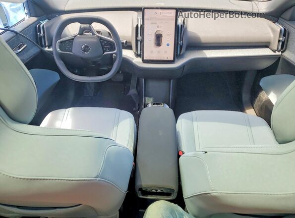 YV4EK3ZL4S2604783 2025 VOLVO EX30 Синий Вид панели приборов
