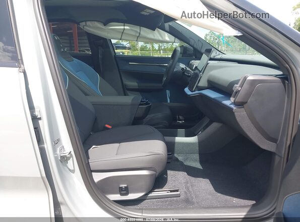 YV4EK3ZL6SS129363 2025 VOLVO EX30 Gray Вид салону спереду